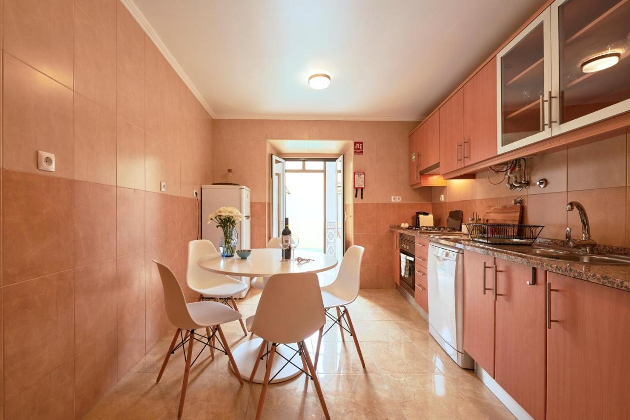 Spacious And Renovated Apartment With Amazing Patio, By Timecooler Lisboa Dış mekan fotoğraf
